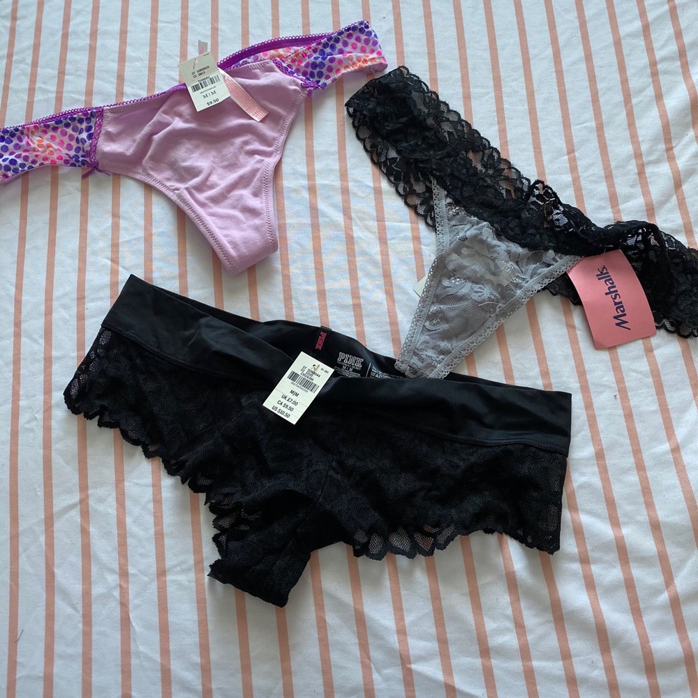 2 Victoria panties 1 Marshall panty set
